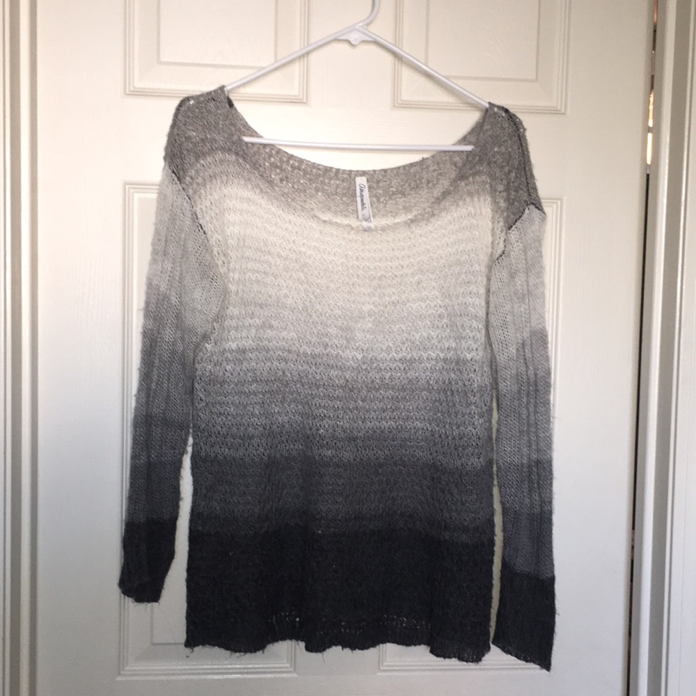 Gray Aeropostale sweater